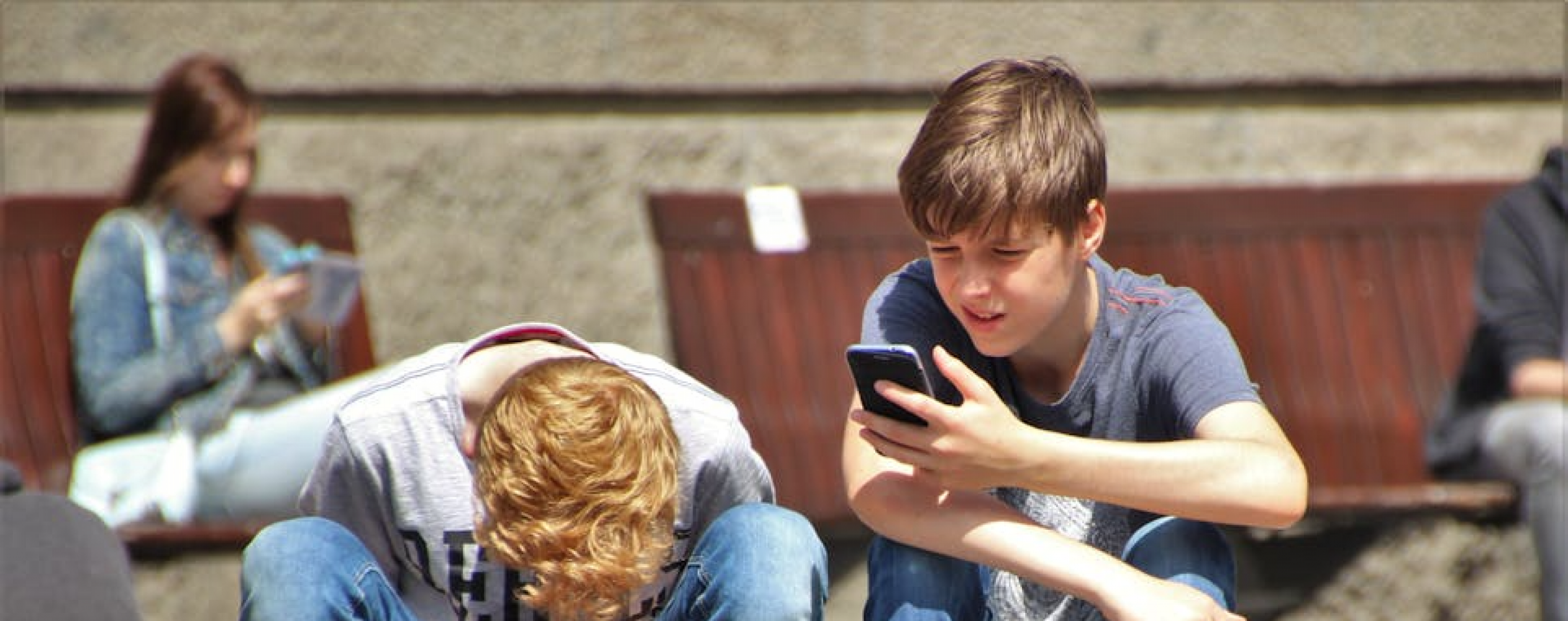 ¿Qué pasó con la ley para restringir el uso de redes sociales en niños?